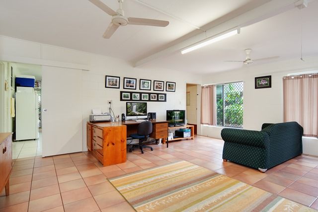 14 Cambrian Avenue, Smithfield, QLD 4878