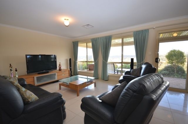 14 Michael Court, Clare, SA 5453