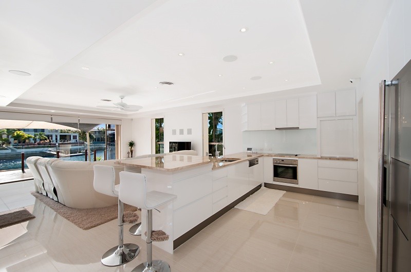27 King Charles, PARADISE POINT, QLD 4216