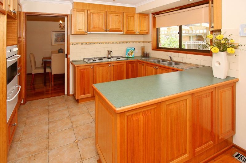 1 Dickerson Avenue, Mill Park, VIC 3082