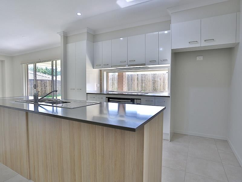 17 Thorpe Street, Burpengary, QLD 4505