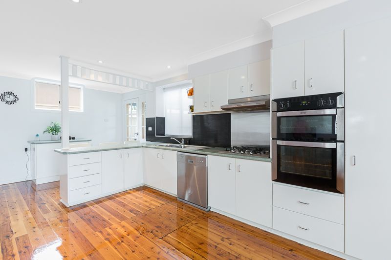 86 The Boulevarde, Oak Flats, NSW 2529
