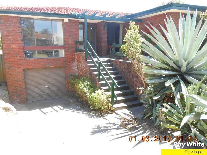 16 Banksia Circle, THORNLIE, WA 6108
