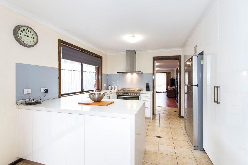 5 Layton Place, Mill Park, VIC 3082
