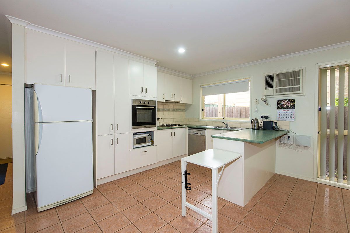 102 Manning Clark Road, MILL PARK, VIC 3082