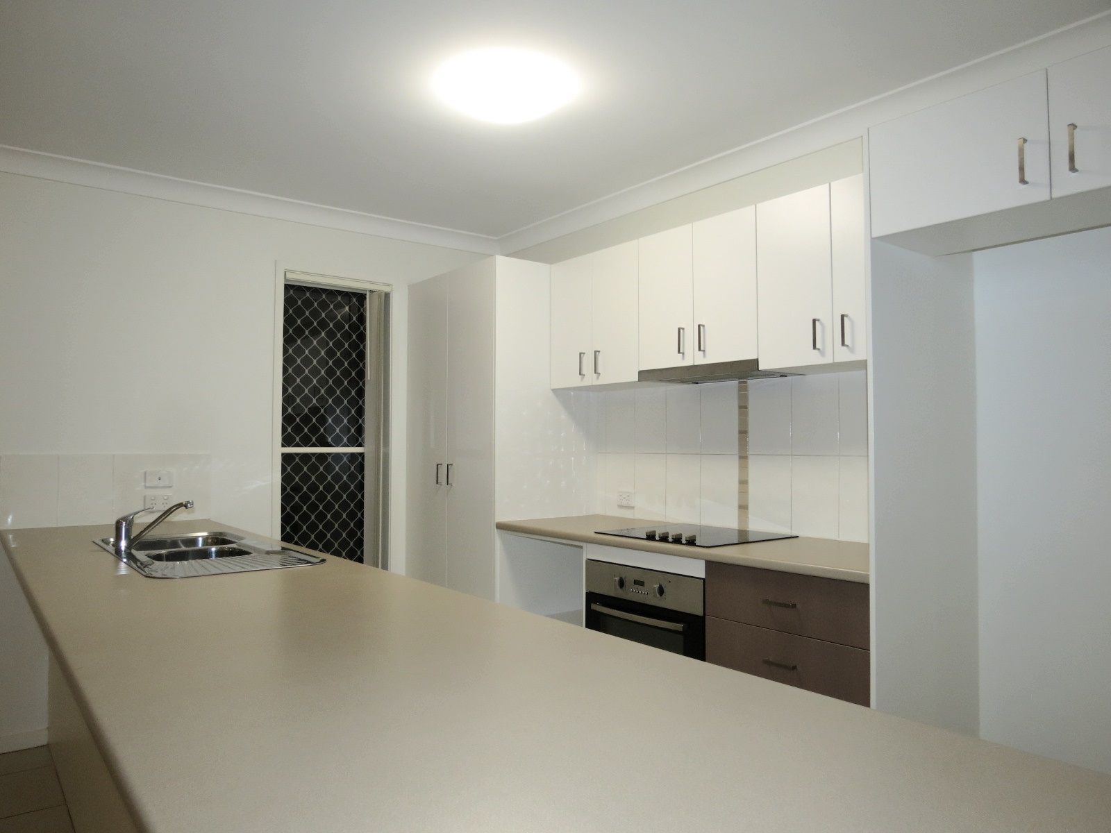 8 Suncrest Street, EMERALD, QLD 4720