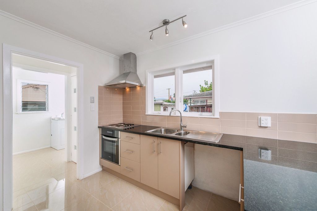 9 Everitt Road, Otara, Manukau City