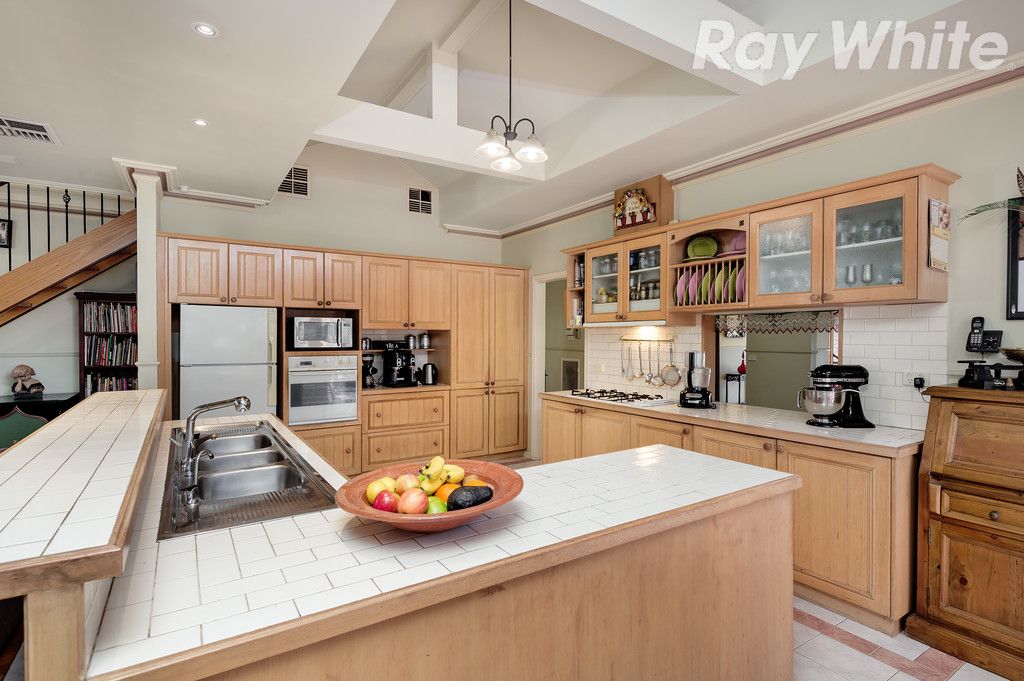 7 Nevern Court, Mill Park, VIC 3082