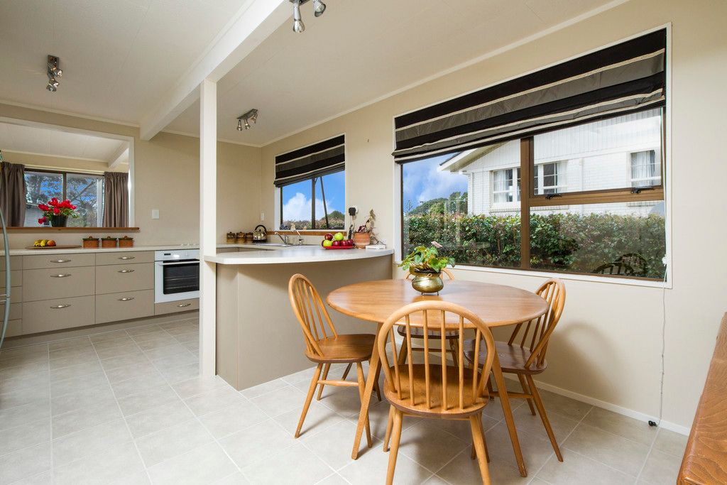 85 Girrahween Drive, Totaravale, North Shore City