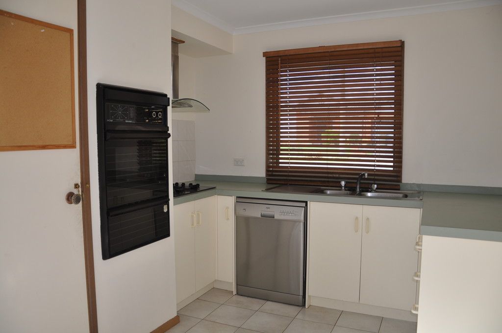 24 Marsden Court, Mill Park, VIC 3082