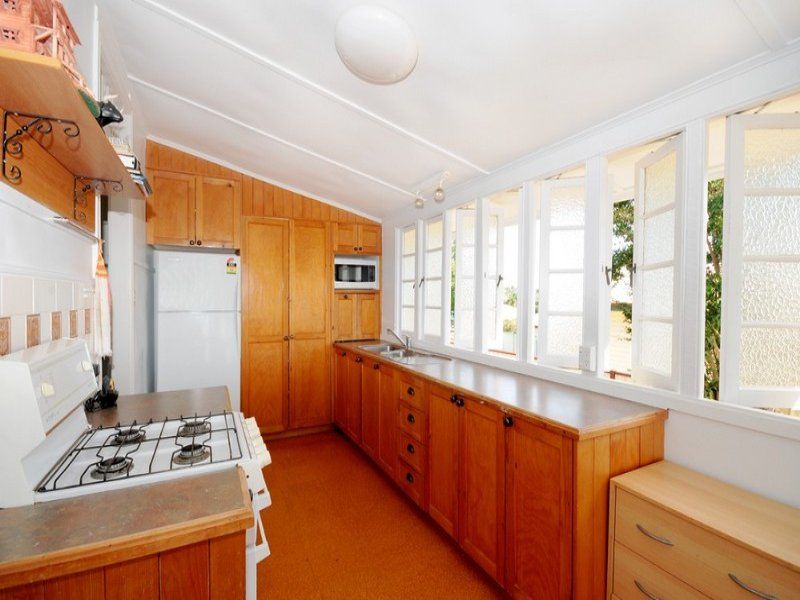 67 Gordon Avenue, Newtown, QLD 4350