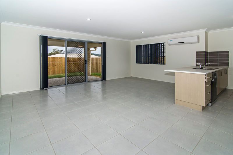 6 Cooranga Street, Glenvale, QLD 4350