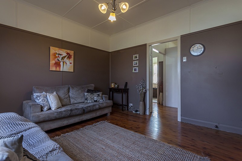 1 Victory Street, NEWTOWN, QLD 4350