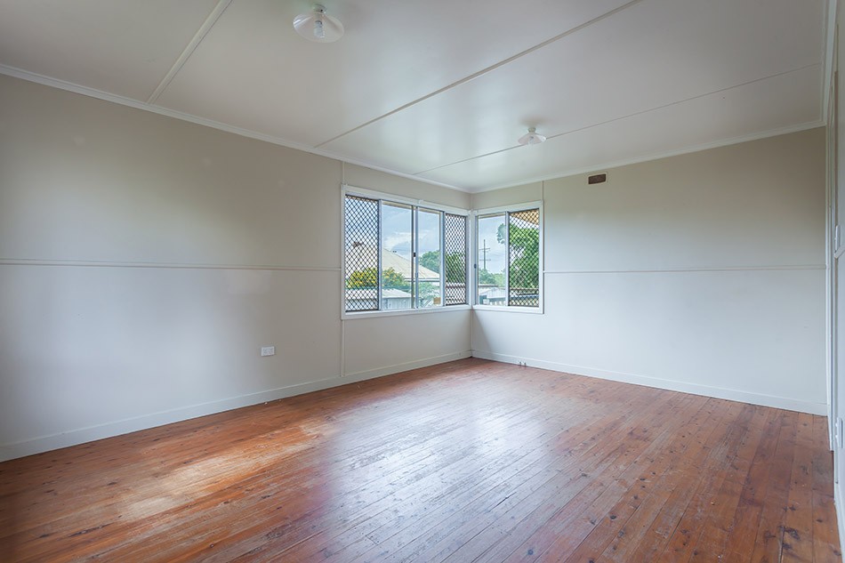 8 Hampton Street, Newtown, QLD 4350