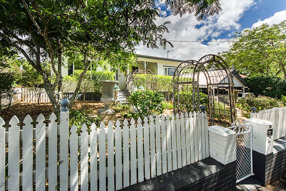 38 Campbell Street, East Toowoomba, QLD 4350
