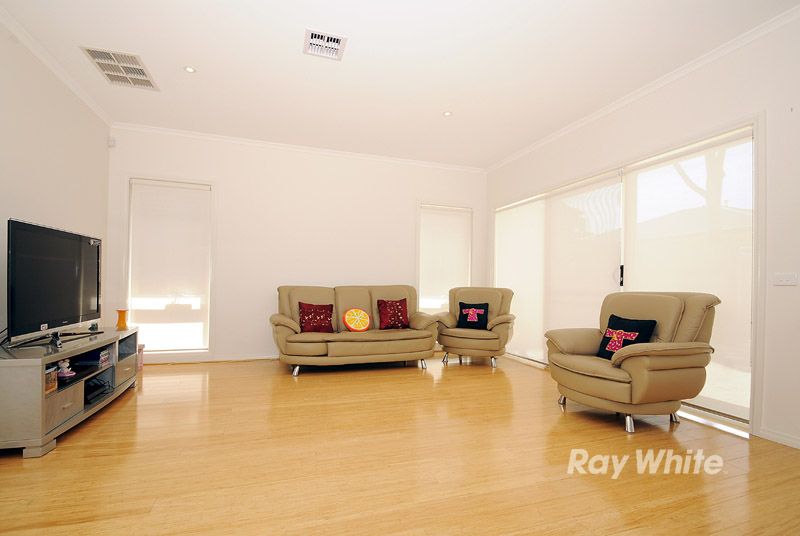 1/36 Kathryn Road, Knoxfield, VIC 3180