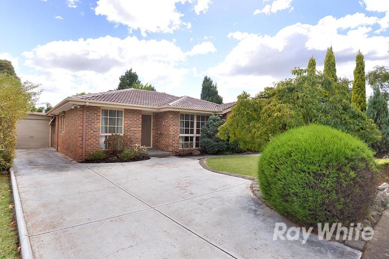 9 Summerhill Close, Ferntree Gully, VIC 3156