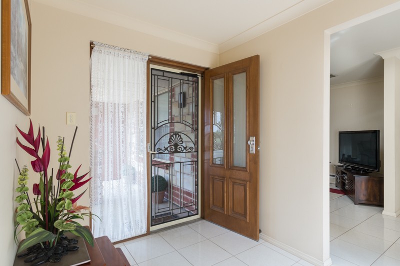32A Sir Ewen Waterman Drive, North Haven, SA 5018