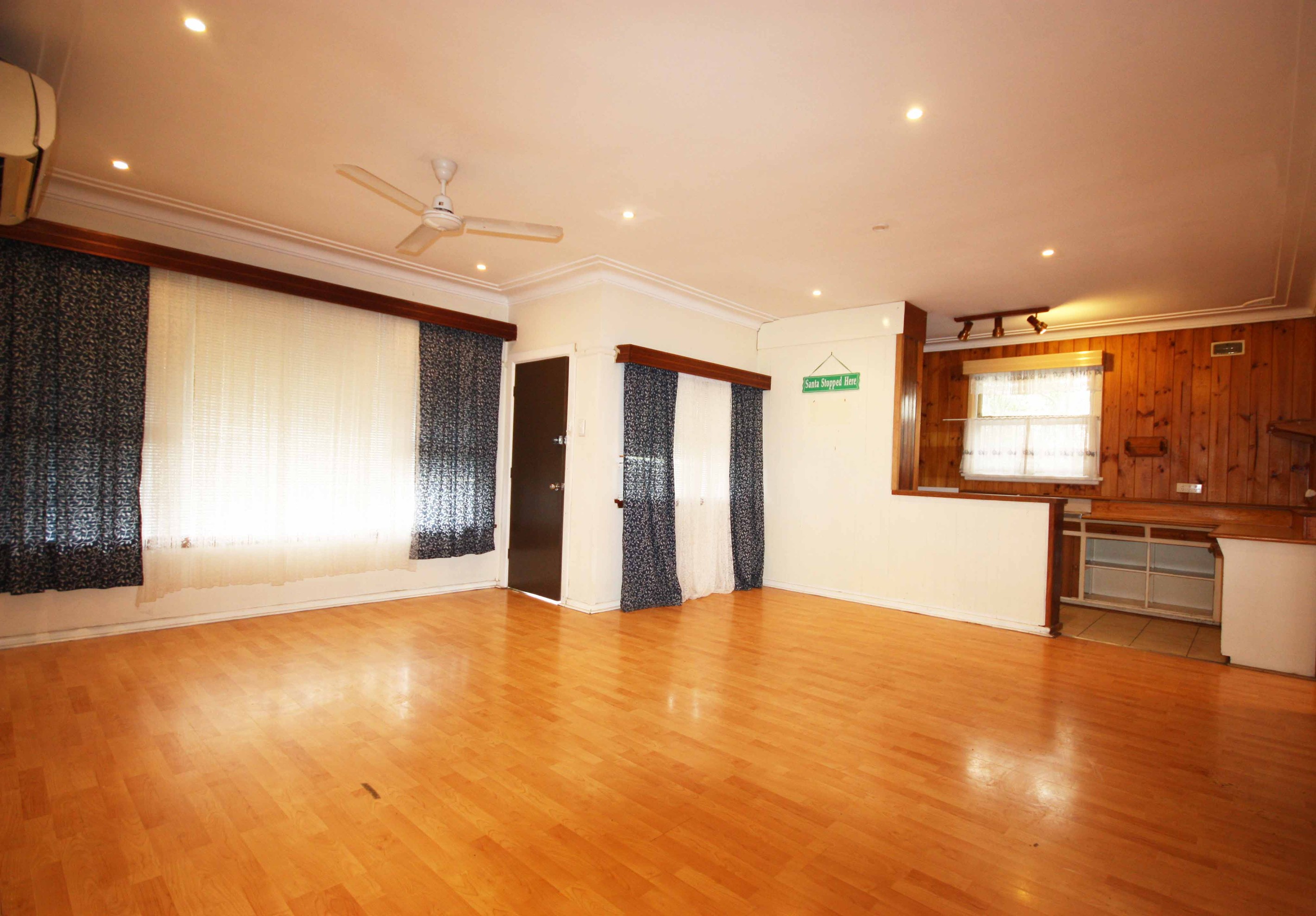 134 Macquarie Street, Campbelltown, NSW 2560