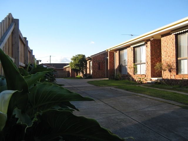 2/19 Henderson Road, Keysborough, VIC 3173