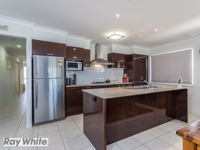 6 Elderflower Circuit, Griffin, QLD 4503