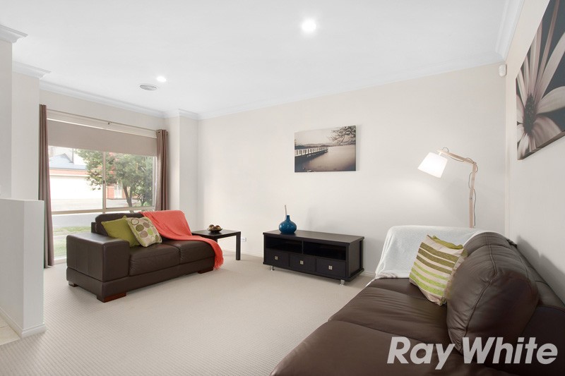 24 Macalister Place, Pakenham, VIC 3810