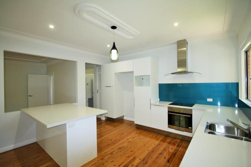 118 Holland Road, Holland Park, QLD 4121