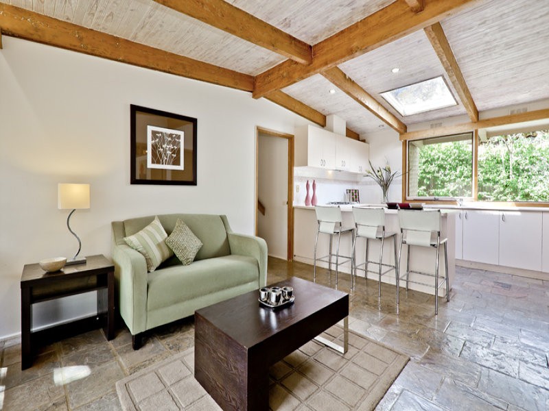 42 Weidlich Road, ELTHAM NORTH, VIC 3095