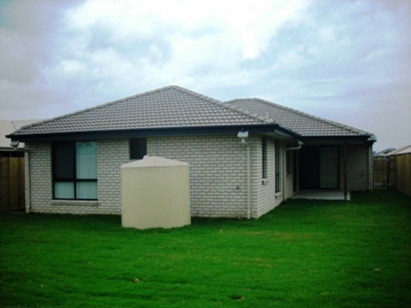 86 Endeavour Way, Eli Waters, QLD 4655