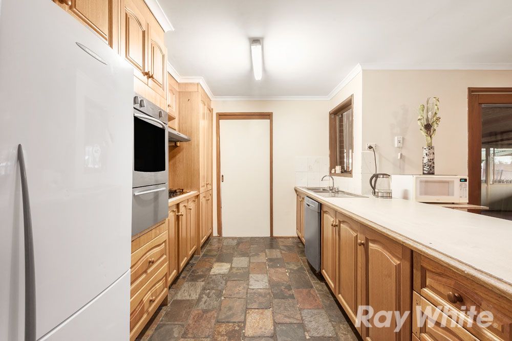 10 Timmins Court, Mill Park, VIC 3082