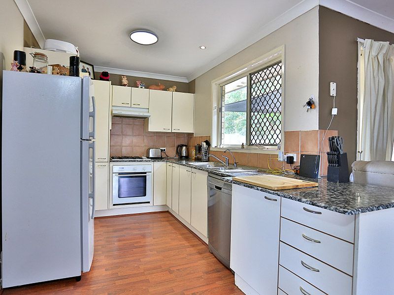 6 Princeton Court, Fitzgibbon QLD 4018