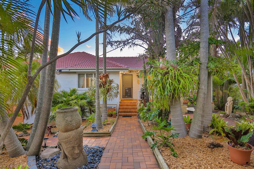 19 Cranham Street, Tarragindi, QLD 4121