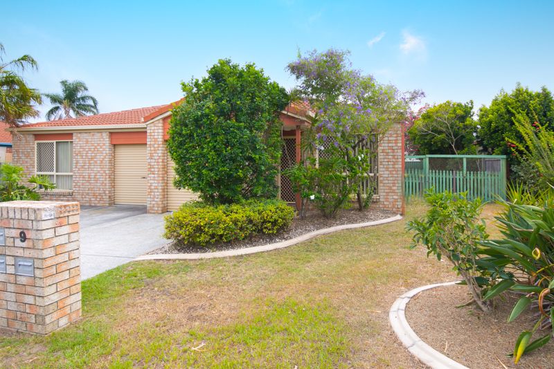 2/9 Crystal Reef Drive, Coombabah, QLD 4216