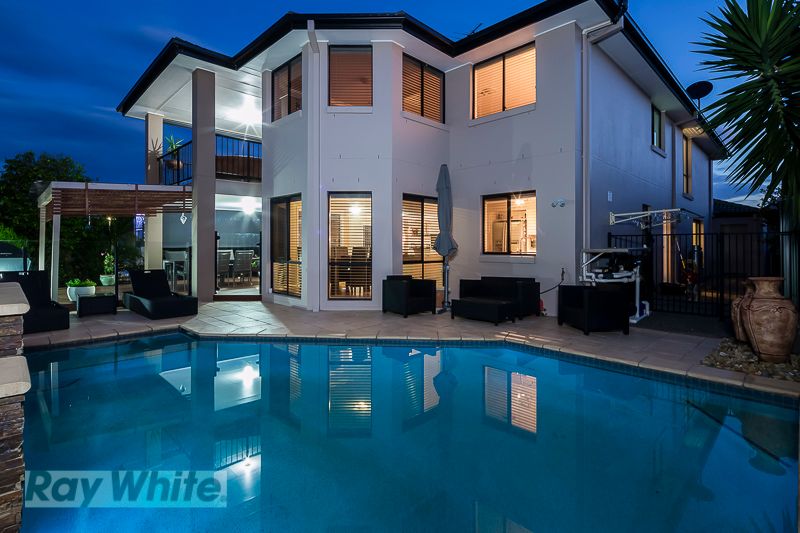 24 Penzance Drive, Redland Bay QLD 4165