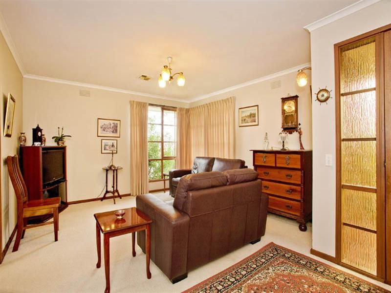 12 Walter Street, East Geelong, VIC 3219