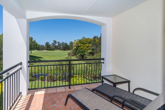 8885 Magnolia Drive East, Hope Island, QLD 4212