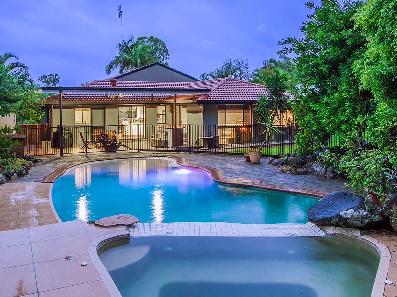 43 Stretton Drive, Helensvale QLD 4212