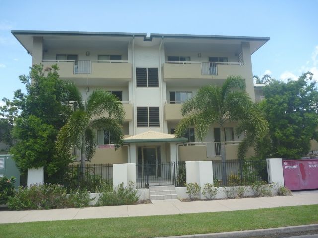 111-113 Martyn Street, Parramatta Park QLD 4870