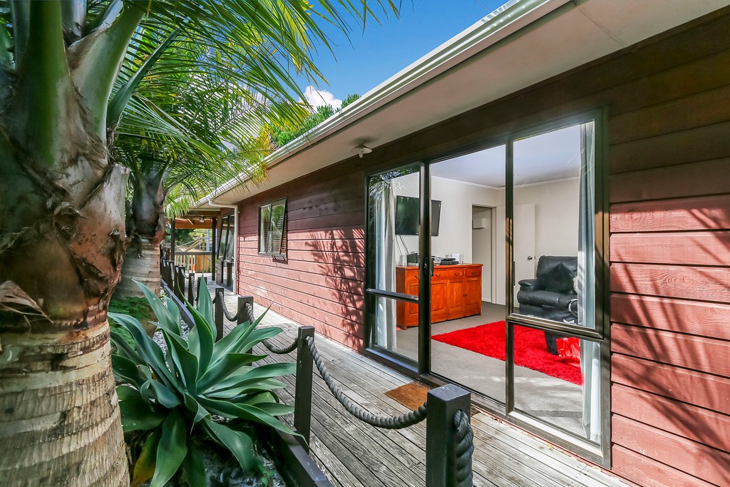 2/79 Udys Road, Pakuranga, Manukau City