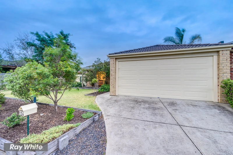 124 Thames Boulevard, Werribee, VIC 3030