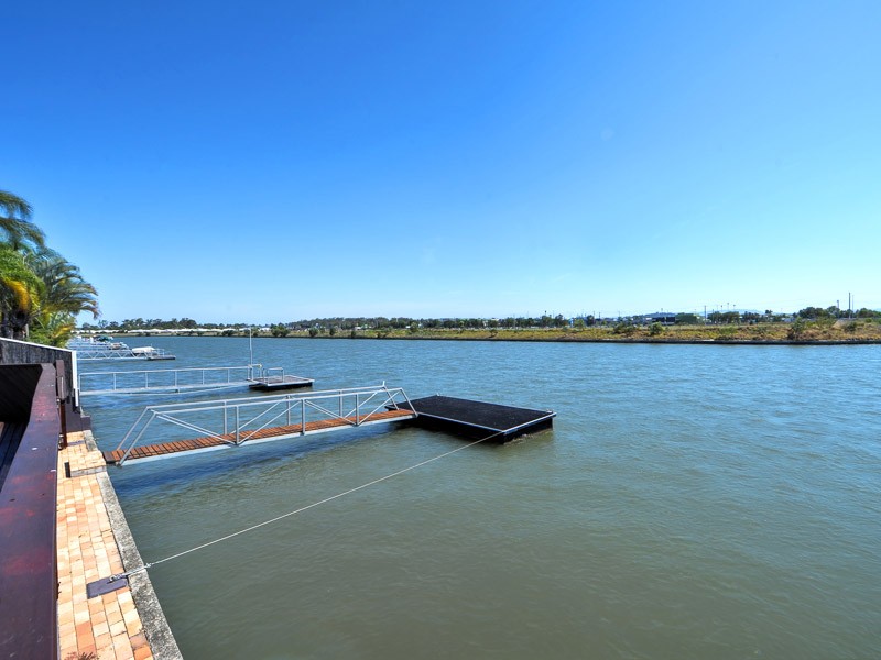 34 Anchorage Way, BIGGERA WATERS, QLD 4216