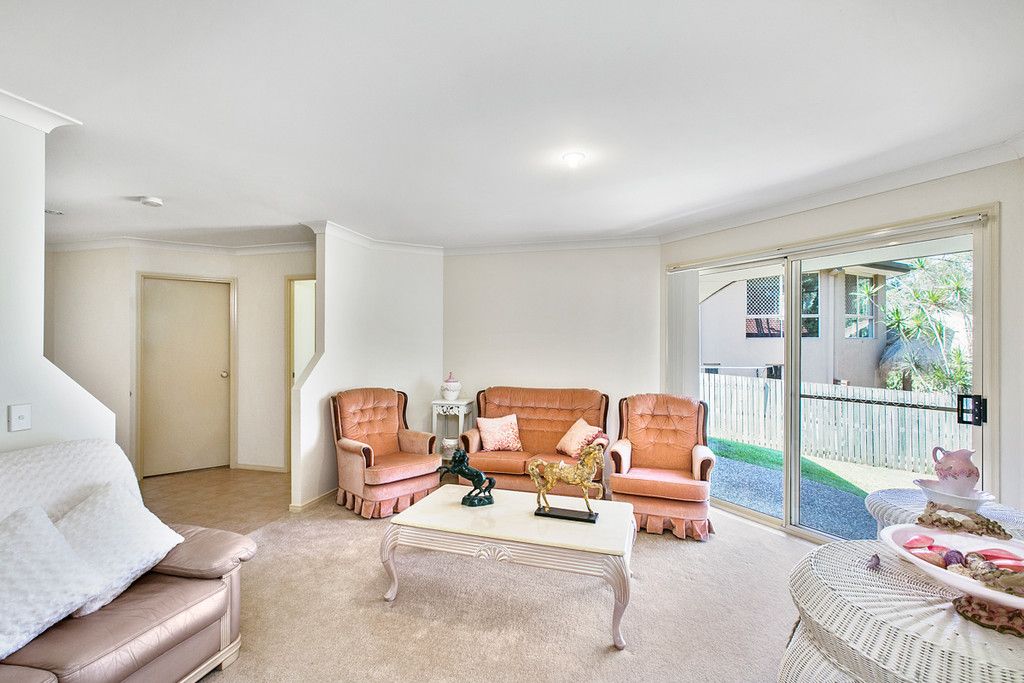 60 Greg Norman Crescent, Parkwood, QLD 4214