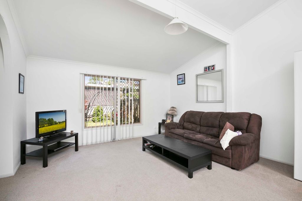 63 Olsen Avenue, Labrador QLD 4215