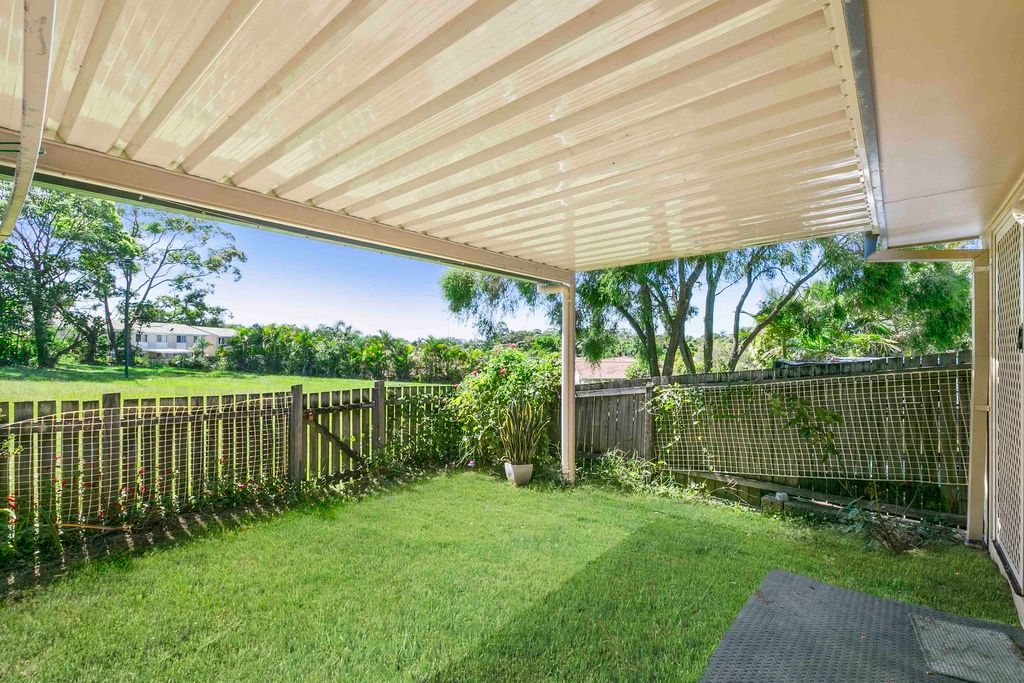 27/63 Olsen Avenue, Labrador, QLD 4215