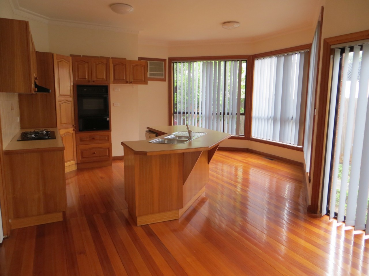 2/2 Windsor Avenue, Oakleigh South, VIC 3167