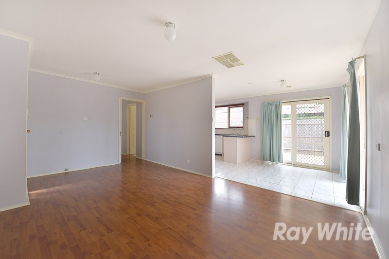 11 Valley Court, Croydon South, VIC 3136