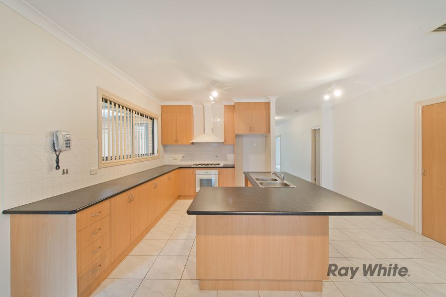 49 Kirkton Drive, KURUNJANG, VIC 3337