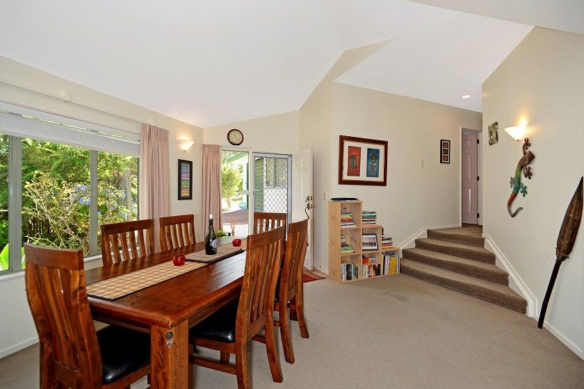 73 Pemberton Avenue, Glenfield, North Shore City