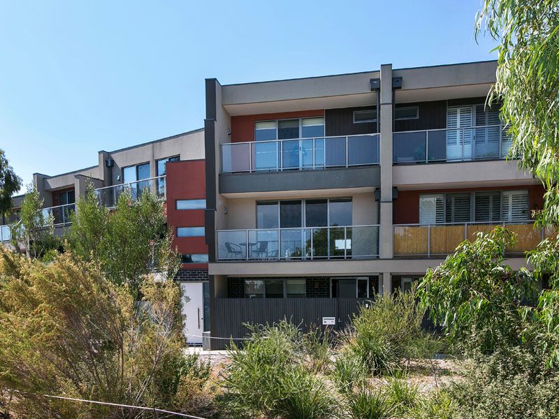 14 Chicquita Circuit, Mentone, VIC 3194