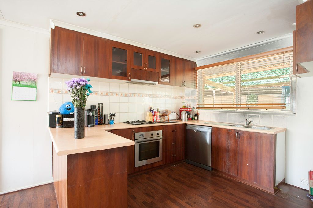 7 Lachlan Road, Melton South, VIC 3338